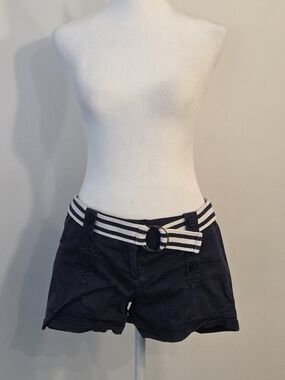 Navy High-Waist Women’s Casual Shorts with Striped Belt